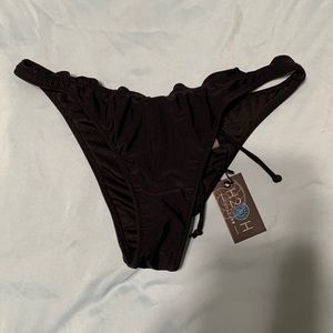 Adjustable scrunch bikini bottoms